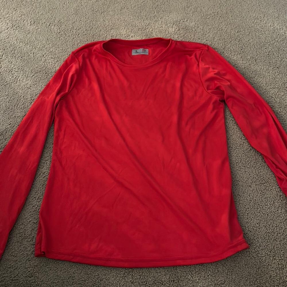 women’s red long sleeve shirt